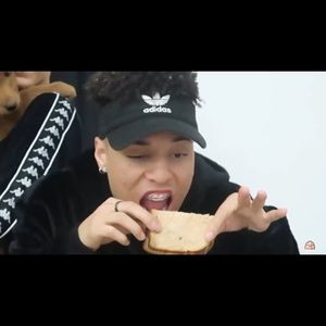 Meet your Posher, Eloise